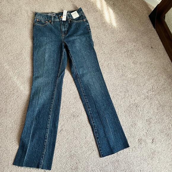 J. CREW JEANS FULL LENGTH DEMI BOOTCUT JEANS IN SIZE 25 - Picture 2 of 8